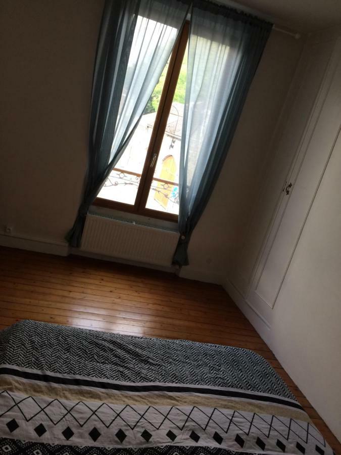 F2 Cosy Avec Cour Appartement Milly-la-Foret Buitenkant foto